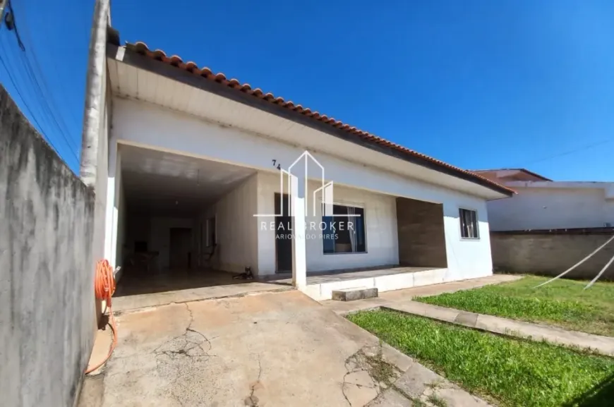 Foto 1 de Casa com 3 Quartos à venda, 157m² em Neves, Ponta Grossa