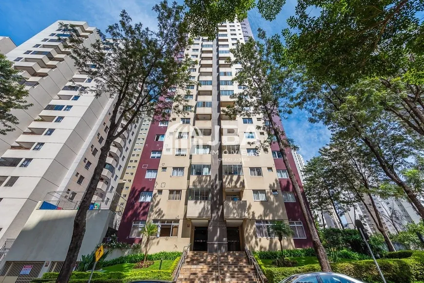 Foto 1 de Apartamento com 3 Quartos à venda, 90m² em Cristo Rei, Curitiba