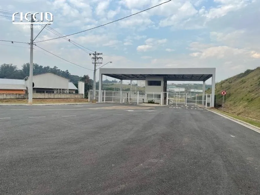 Foto 1 de Lote/Terreno à venda, 680m² em Chacaras Reunidas, São José dos Campos