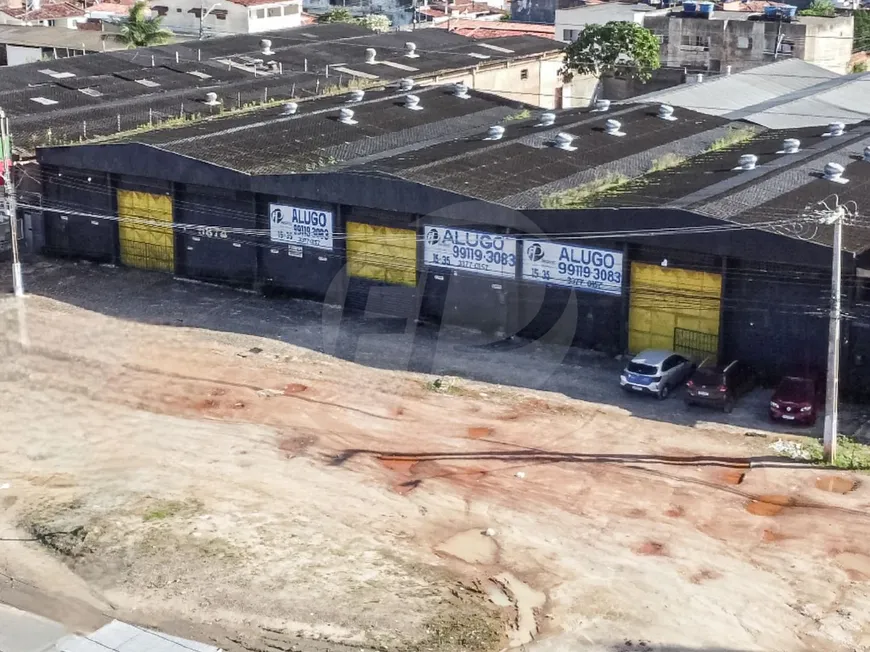 Foto 1 de Galpão/Depósito/Armazém para alugar, 525m² em Antares, Maceió