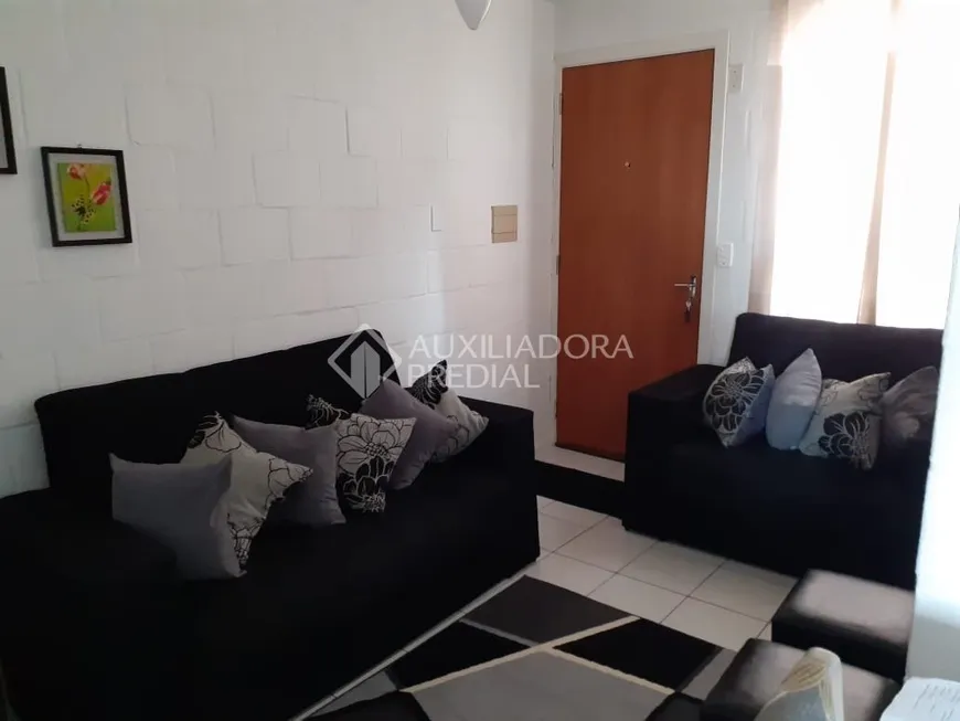 Foto 1 de Apartamento com 2 Quartos à venda, 37m² em Rubem Berta, Porto Alegre