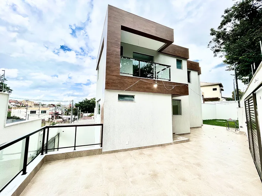 Foto 1 de Casa com 3 Quartos à venda, 130m² em Santa Branca, Belo Horizonte