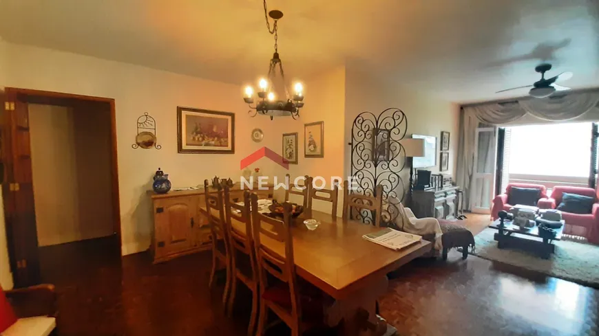 Foto 1 de Apartamento com 3 Quartos à venda, 133m² em Gonzaga, Santos