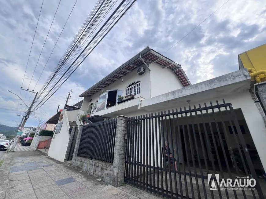 Foto 1 de Casa com 4 Quartos à venda, 186m² em Sao Judas, Itajaí