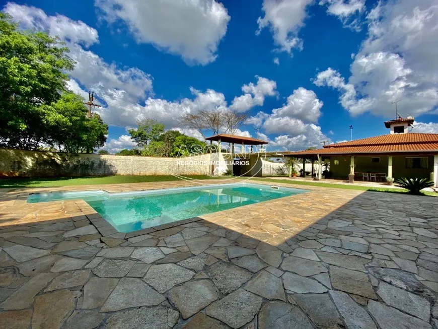 Foto 1 de Fazenda/Sítio com 3 Quartos à venda, 491m² em Campestre, Piracicaba