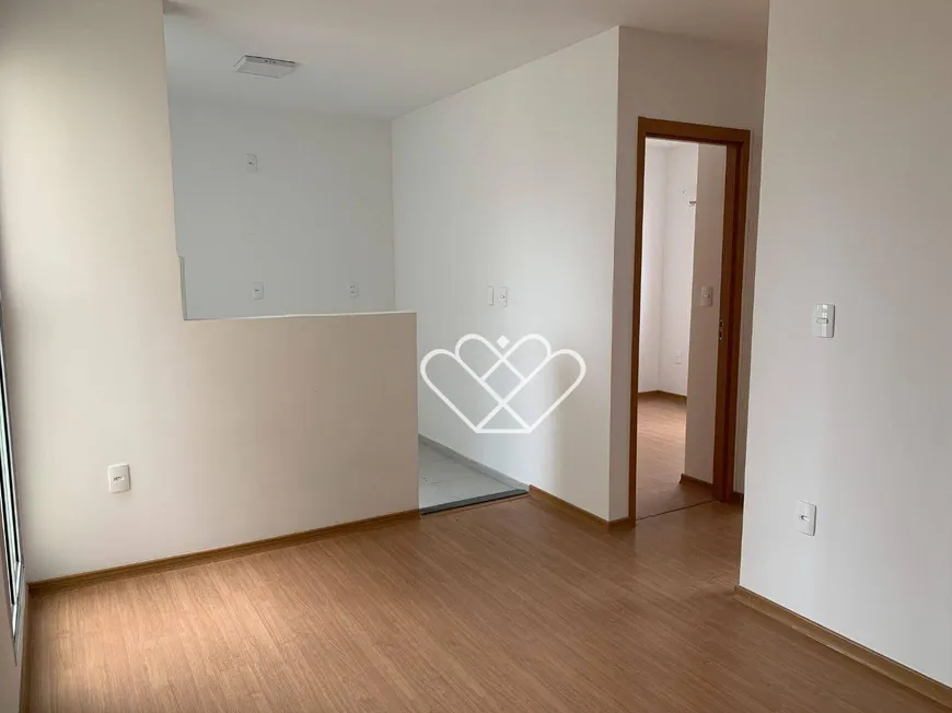 Foto 1 de Apartamento com 2 Quartos para venda ou aluguel, 42m² em Jansen, Gravataí