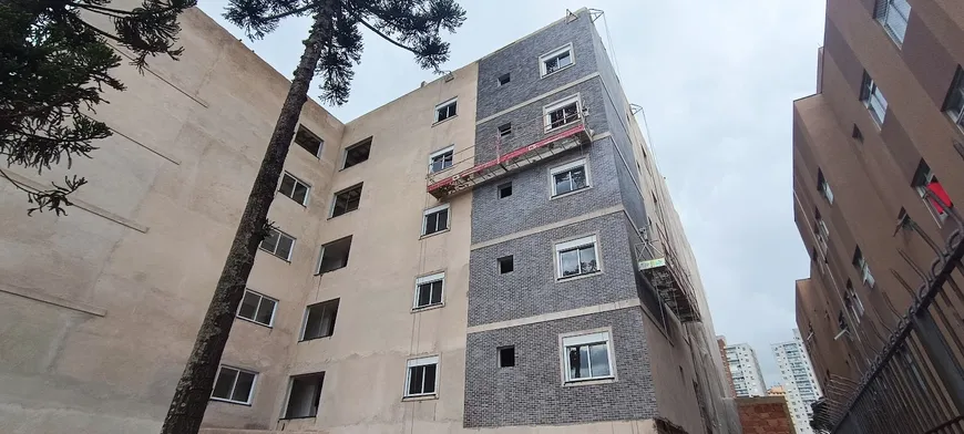 Foto 1 de Apartamento com 2 Quartos à venda, 110m² em Água Verde, Curitiba