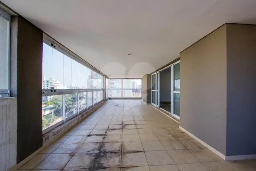 Foto 1 de Apartamento com 4 Quartos à venda, 250m² em Vila Mariana, São Paulo