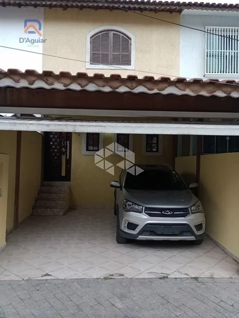 Foto 1 de Casa com 2 Quartos à venda, 100m² em Vila Rosária, São Paulo