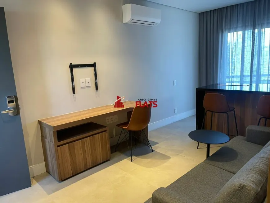 Foto 1 de Flat com 1 Quarto para alugar, 42m² em Jardins, São Paulo