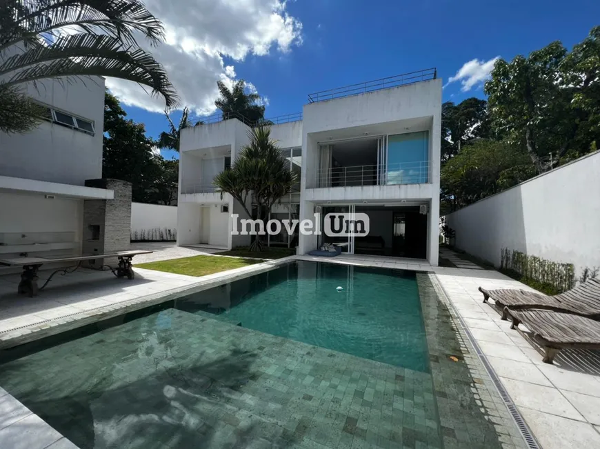Foto 1 de Casa com 3 Quartos para alugar, 860m² em Jardim Europa, São Paulo