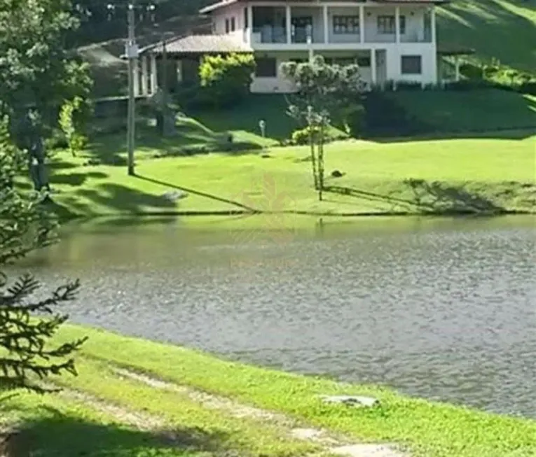 Foto 1 de Fazenda/Sítio com 2 Quartos à venda, 250m² em Estancia Santa Maria do Portao, Atibaia