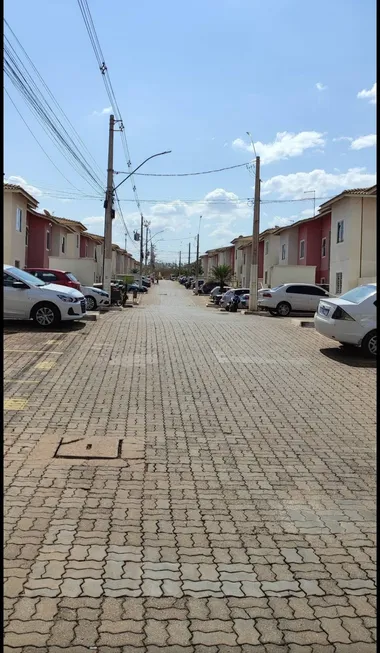 Foto 1 de Apartamento com 2 Quartos à venda, 48m² em Ypiranga, Valparaíso de Goiás