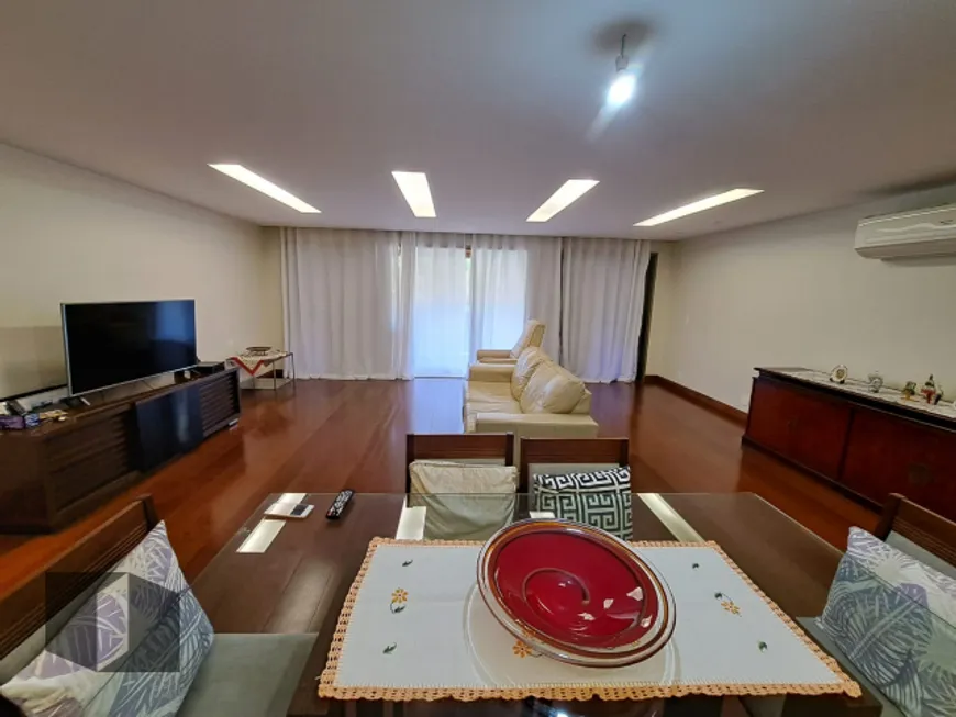 Foto 1 de Apartamento com 4 Quartos à venda, 222m² em Laranjeiras, Rio de Janeiro