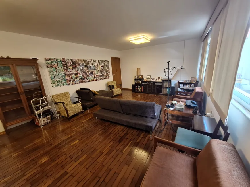 Foto 1 de Apartamento com 3 Quartos à venda, 158m² em Jardins, São Paulo