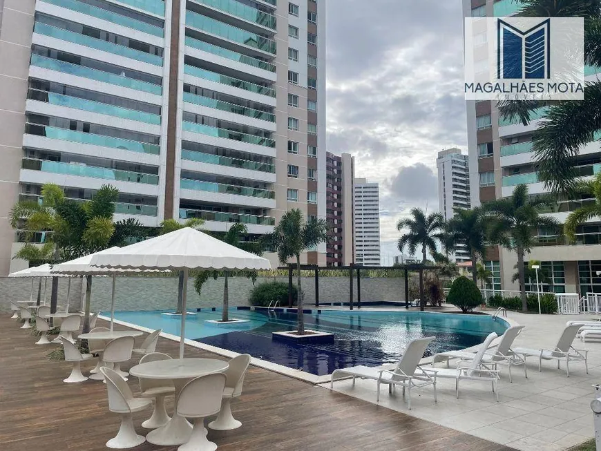 Foto 1 de Apartamento com 3 Quartos à venda, 182m² em Guararapes, Fortaleza