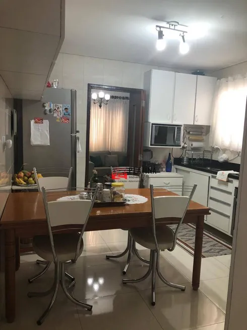 Foto 1 de Casa com 2 Quartos à venda, 80m² em Vila Liviero, São Paulo