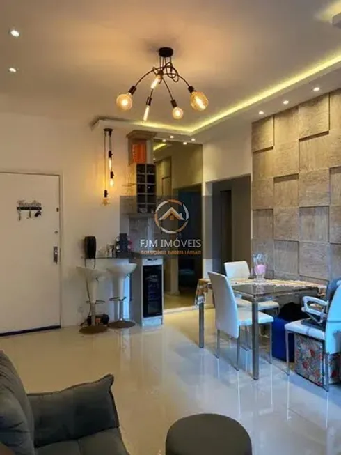 Foto 1 de Apartamento com 2 Quartos à venda, 70m² em Icaraí, Niterói