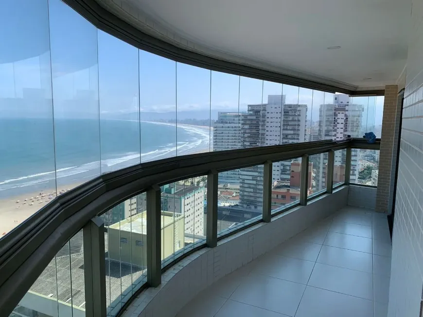 Foto 1 de Apartamento com 3 Quartos à venda, 182m² em Canto do Forte, Praia Grande