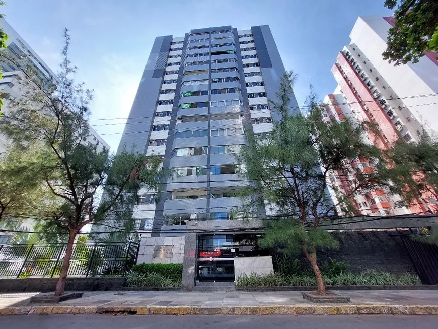Foto 1 de Apartamento com 3 Quartos à venda, 170m² em Boa Viagem, Recife