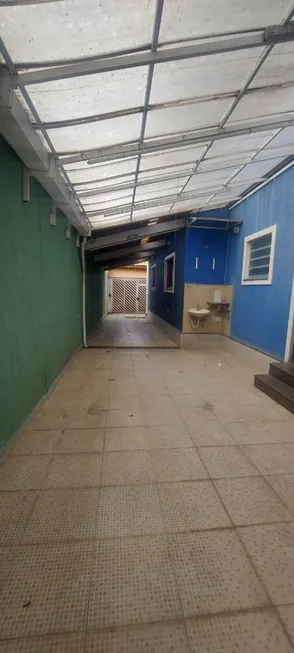 Foto 1 de Casa com 3 Quartos à venda, 642m² em Presidente Altino, Osasco