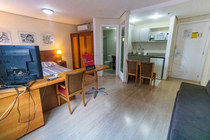 Foto 1 de Flat com 1 Quarto para alugar, 30m² em Moema, São Paulo