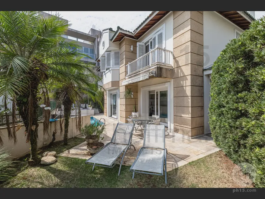 Foto 1 de Casa de Condomínio com 4 Quartos à venda, 500m² em Cidade Jardim, São Paulo