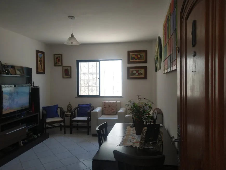 Foto 1 de Apartamento com 2 Quartos à venda, 72m² em Itapuã, Salvador