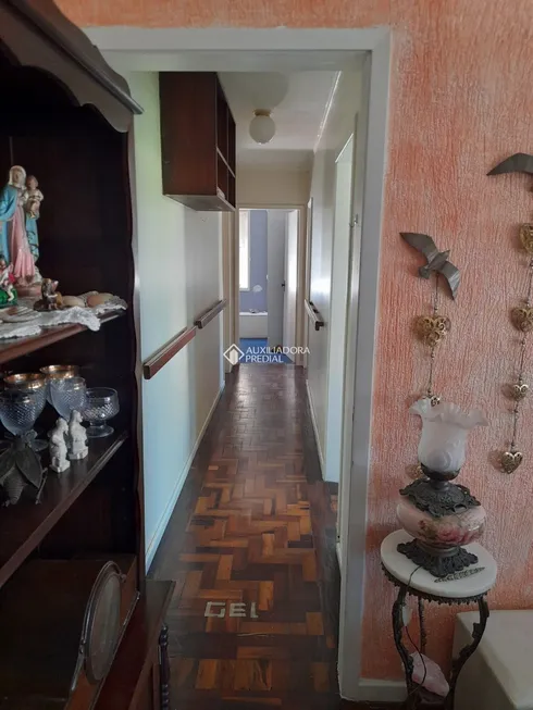 Foto 1 de Apartamento com 3 Quartos à venda, 75m² em Auxiliadora, Porto Alegre