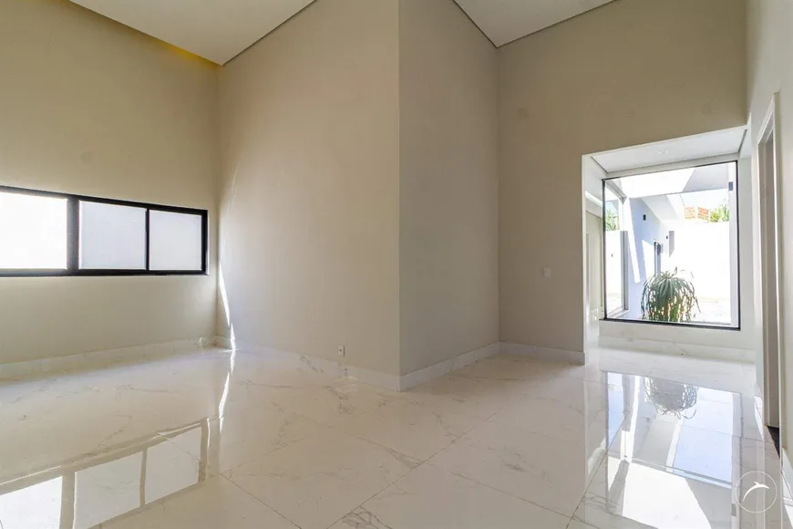 Foto 1 de Casa de Condomínio com 4 Quartos à venda, 300m² em Vicente Pires, Brasília