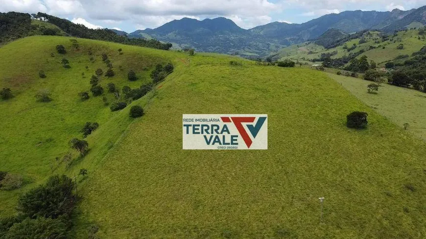 Foto 1 de Lote/Terreno à venda, 105898m² em , São Bento do Sapucaí