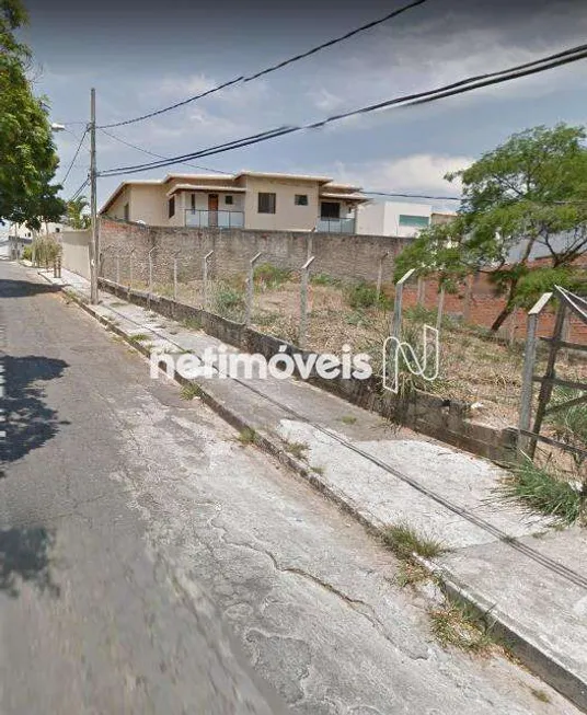 Foto 1 de Lote/Terreno à venda, 383m² em Heliópolis, Belo Horizonte