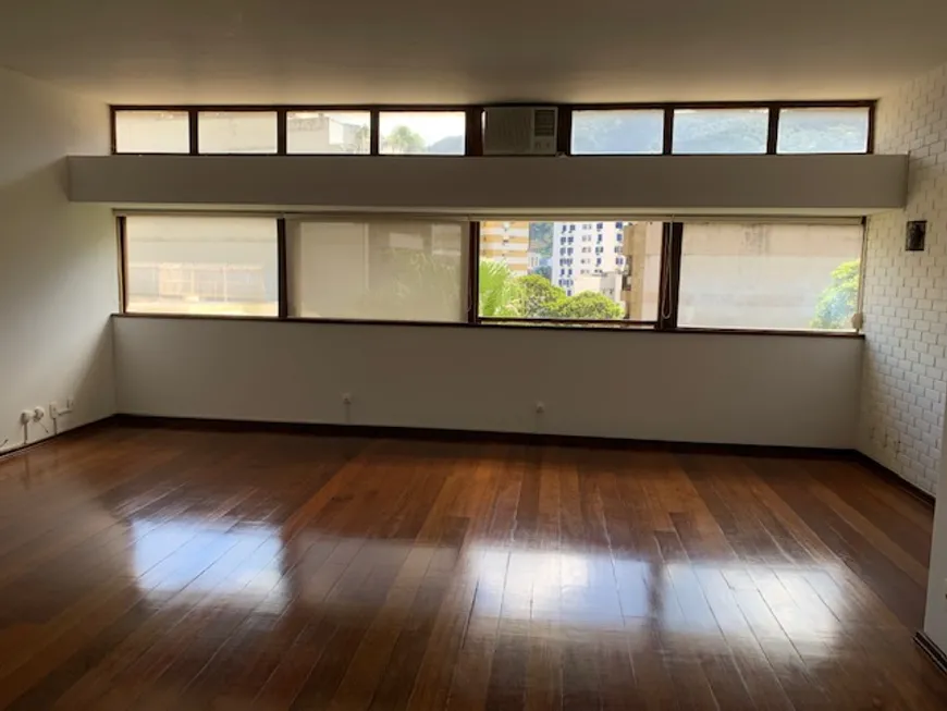 Foto 1 de Apartamento com 3 Quartos à venda, 152m² em Lagoa, Rio de Janeiro
