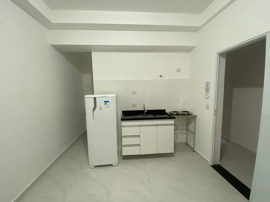 Foto 1 de Kitnet com 1 Quarto para alugar, 30m² em Vila Sao Luis, São Paulo