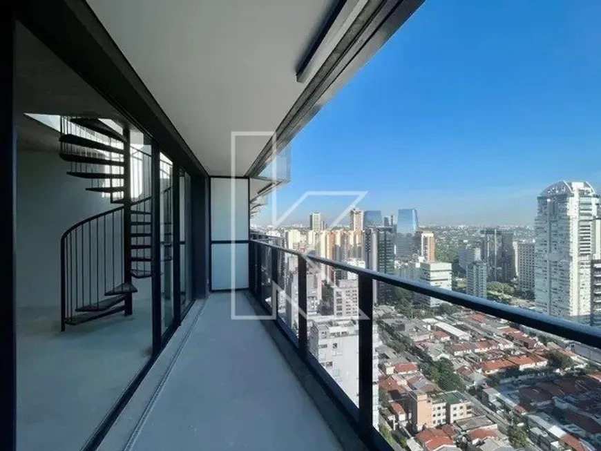 Foto 1 de Cobertura com 1 Quarto à venda, 76m² em Itaim Bibi, São Paulo