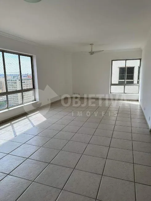 Foto 1 de Apartamento com 3 Quartos à venda, 170m² em Centro, Uberlândia