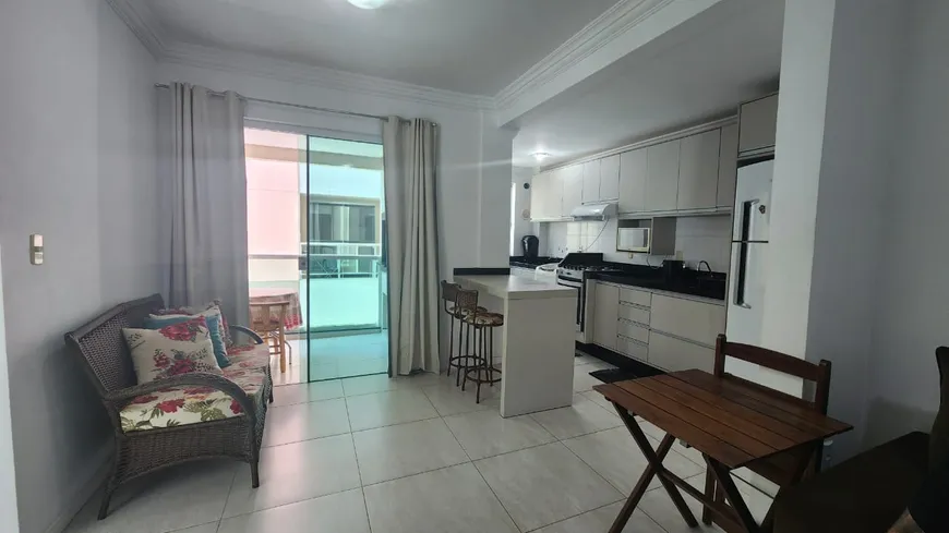 Foto 1 de Apartamento com 2 Quartos à venda, 65m² em Centro, Bombinhas