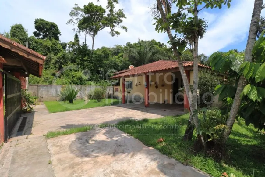 Foto 1 de Casa com 3 Quartos à venda, 226m² em Jardim Somar , Peruíbe