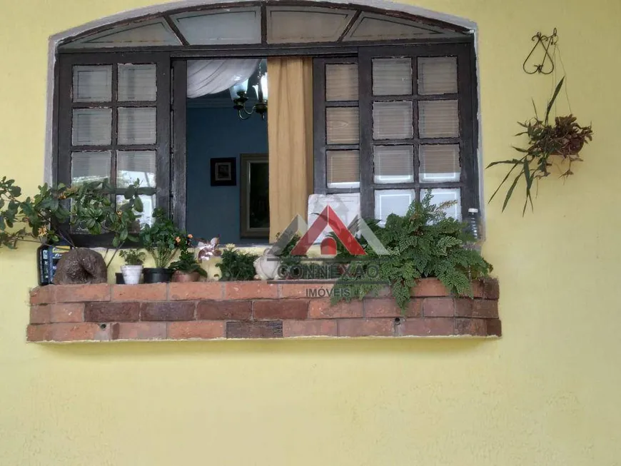Foto 1 de Sobrado com 4 Quartos à venda, 232m² em Vila Áurea, Poá