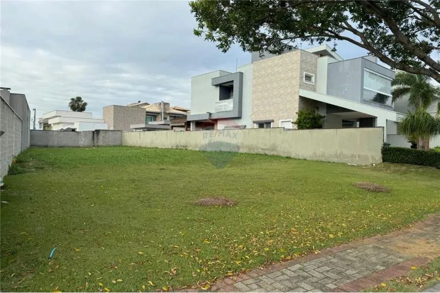 Foto 1 de Lote/Terreno à venda, 440m² em Boulevard Lagoa, Serra