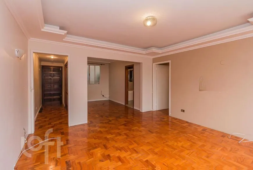 Foto 1 de Apartamento com 3 Quartos à venda, 109m² em Higienópolis, Porto Alegre