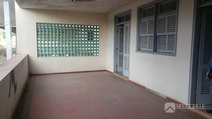 Foto 1 de Casa com 6 Quartos para venda ou aluguel, 400m² em Centro, Campina Grande