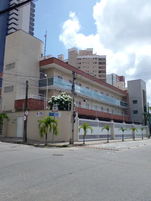 Foto 1 de Apartamento com 1 Quarto para alugar, 25m² em Fátima, Fortaleza