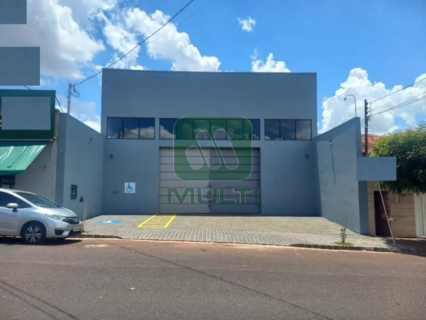 Foto 1 de Ponto Comercial com 1 Quarto para alugar, 400m² em Martins, Uberlândia