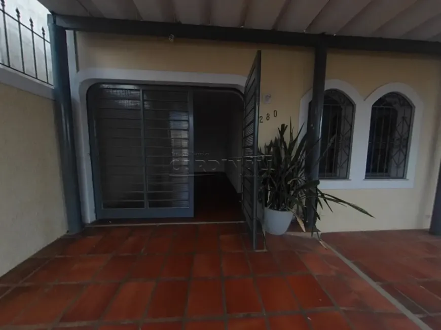 Foto 1 de Casa com 3 Quartos para alugar, 300m² em Jardim Nova Europa, Campinas