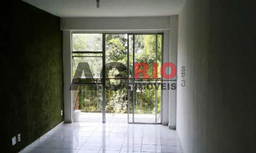 Foto 1 de Apartamento com 2 Quartos à venda, 61m² em Taquara, Rio de Janeiro