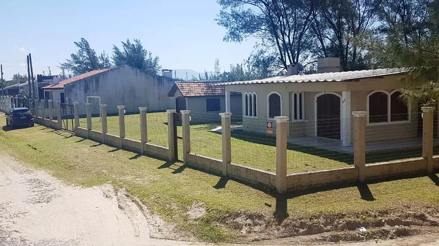 Foto 1 de Casa com 3 Quartos à venda, 130m² em Guarani, Capão da Canoa