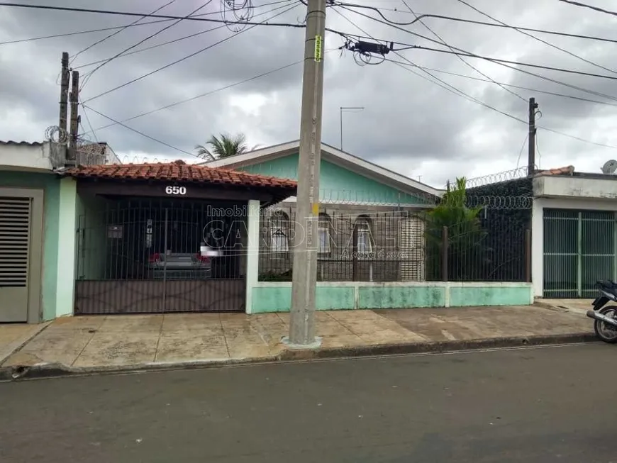 Foto 1 de Casa com 3 Quartos à venda, 174m² em Vila Santa Madre Cabrini, São Carlos