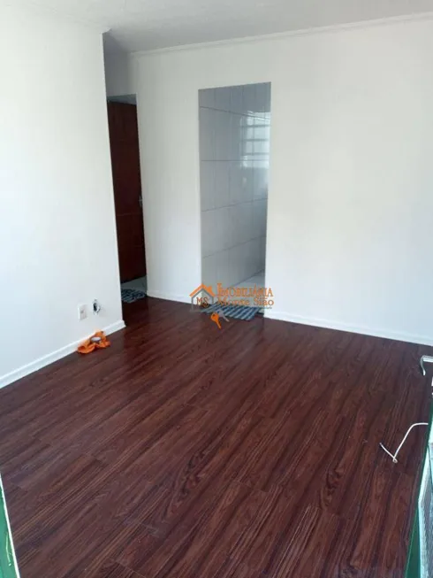 Foto 1 de Casa de Condomínio com 2 Quartos à venda, 42m² em Jardim Santo Expedito, Guarulhos