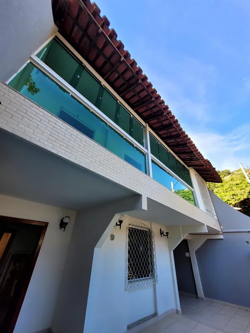 Foto 1 de Casa com 4 Quartos à venda, 330m² em Jardim da Penha, Vitória